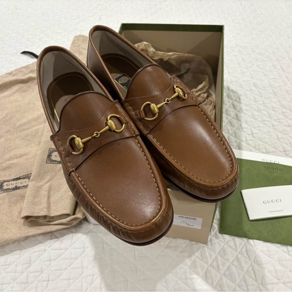 Gucci authentic men’s Brown Leather Loafers US SIZE12.5